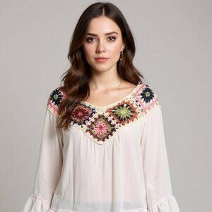 Chelsea & Violet White Bohemian Granny Square Crochet Festival Top Size Small